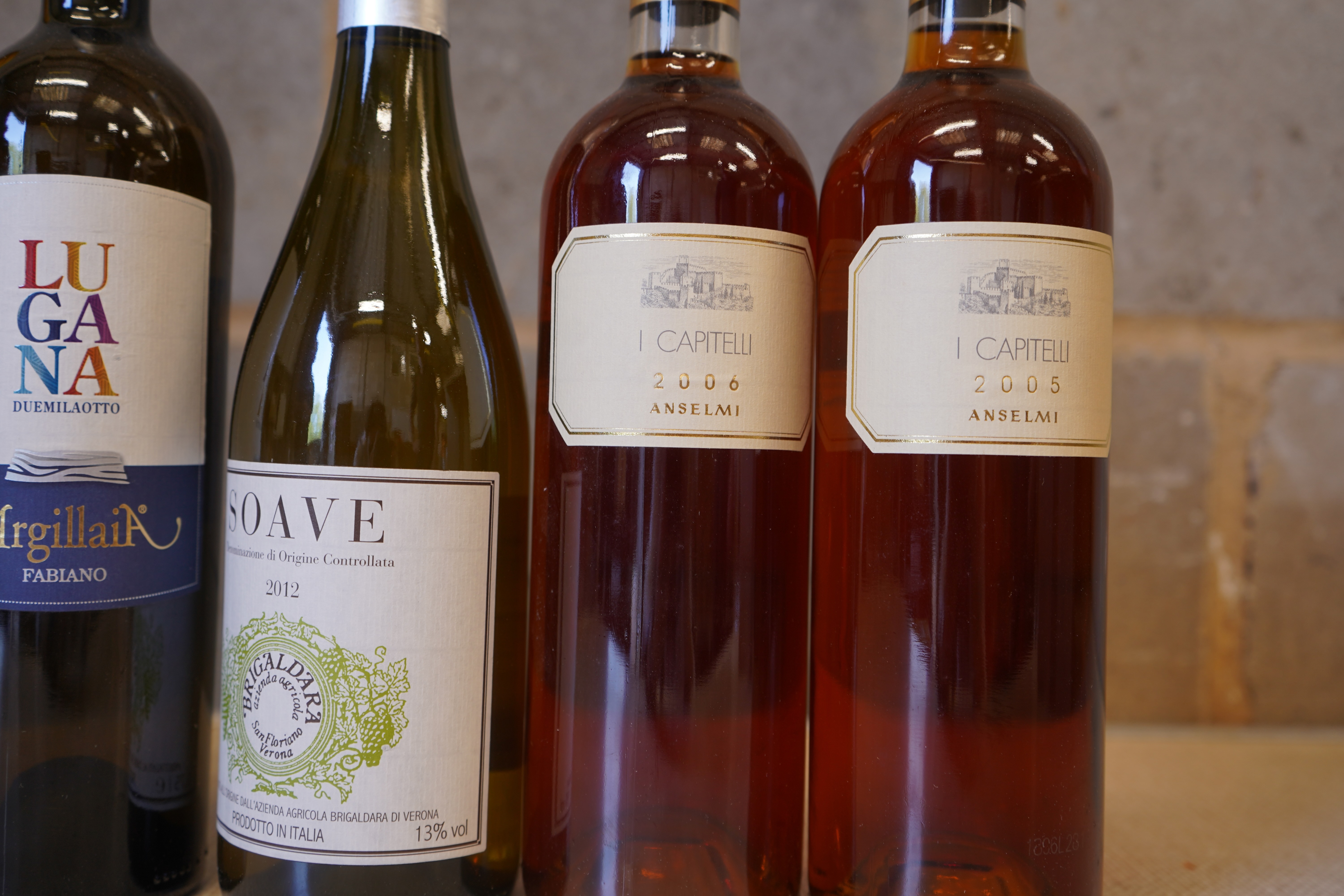 A mixed parcel of Italian white wine